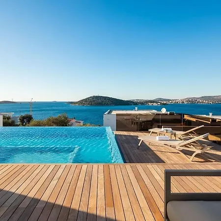 بيت للعطل Luxury Pool Seaview