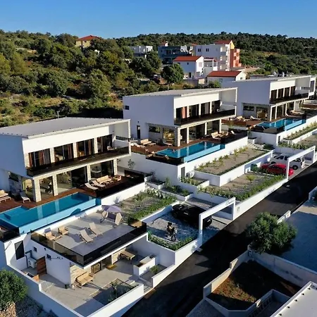Luxury Pool Seaview * Ražanj